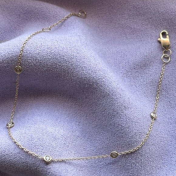 14K yellow gold diamonds by the yard bracelet, 7 inches adjustable - Picture 1 of 3